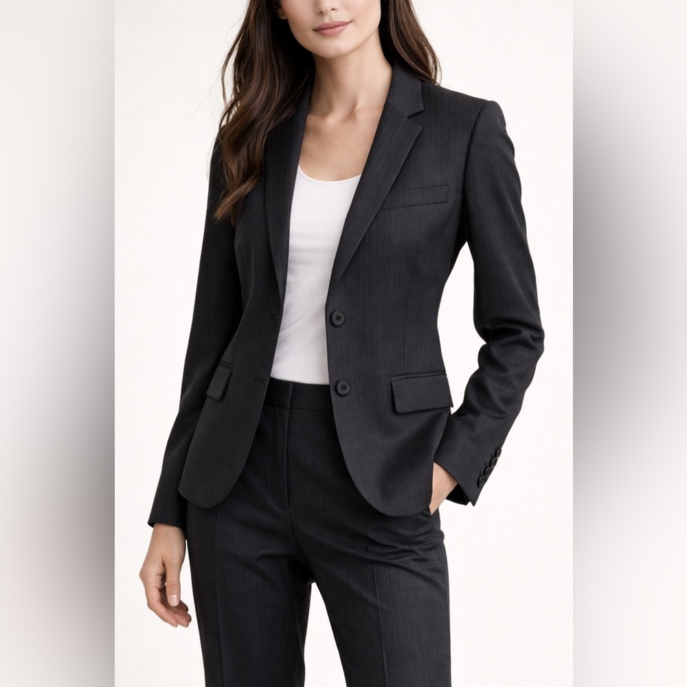 Theory Charcoal Pinstripe‎ Virgin Wool Career Blazer Size 2